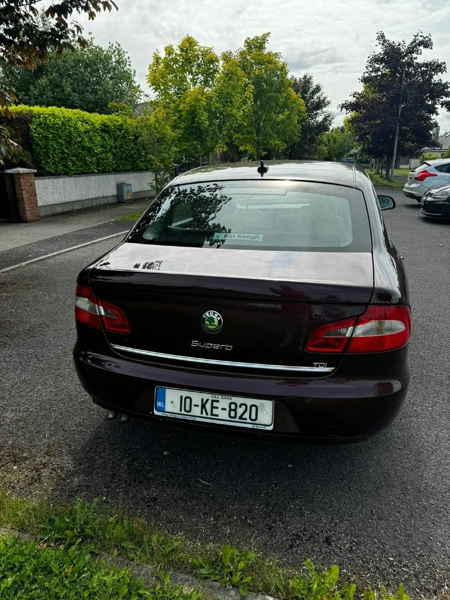 Skoda Superb Elegance 1.9 TDI 105 HP 2010 - Image 3