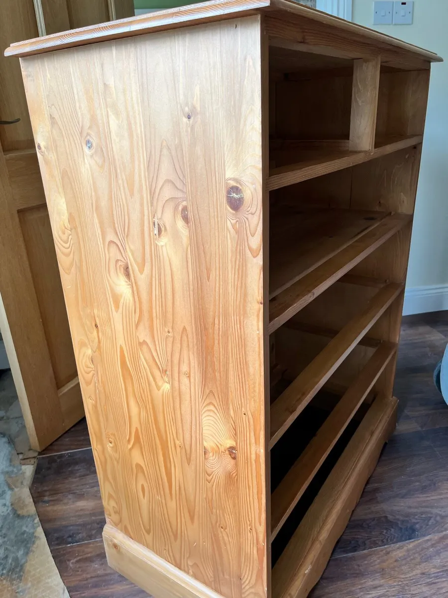 Wooden bed frame, matching lockers & drawers - Image 3