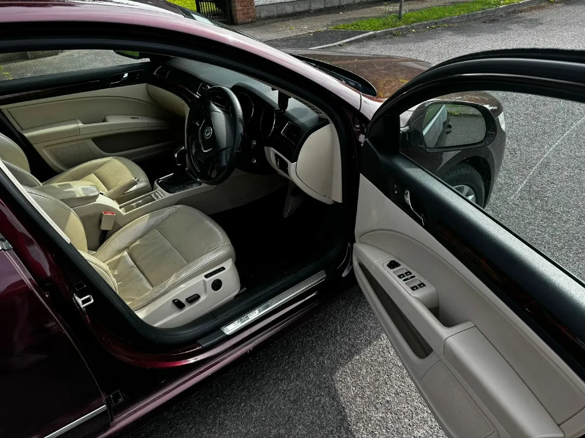 Skoda Superb Elegance 1.9 TDI 105 HP 2010 - Image 4