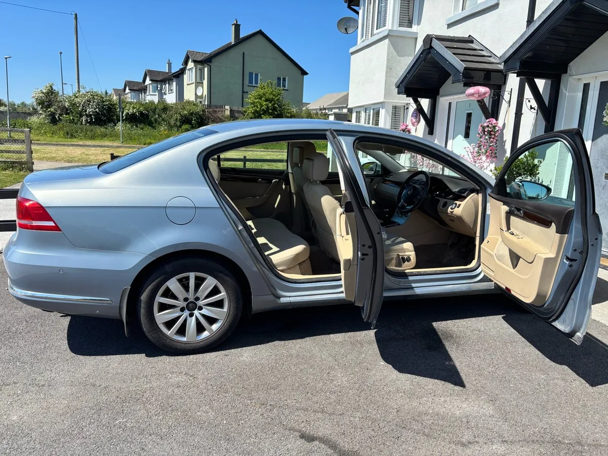 Vw Passat 2012 1.6 - Image 2