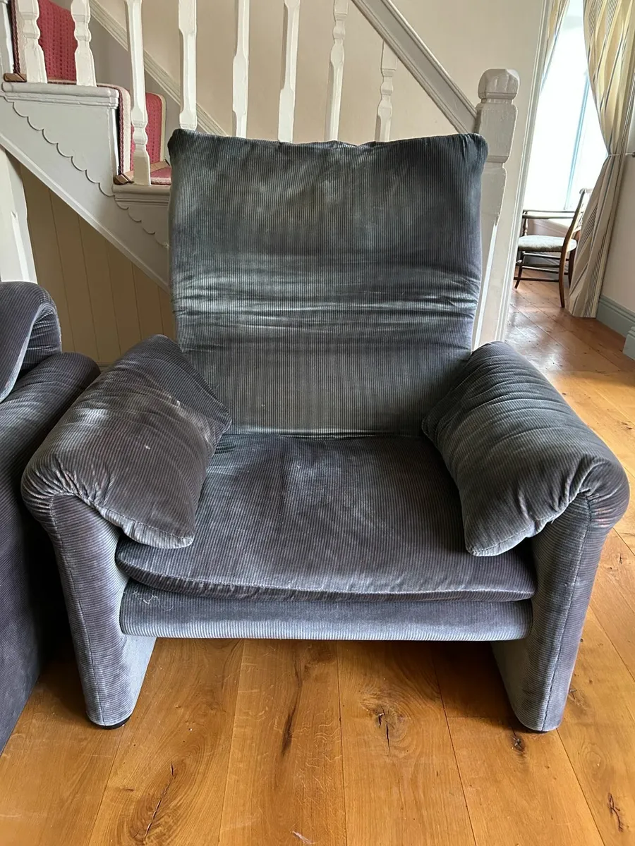 Maralunga armchairs - priced to sell! - Image 3