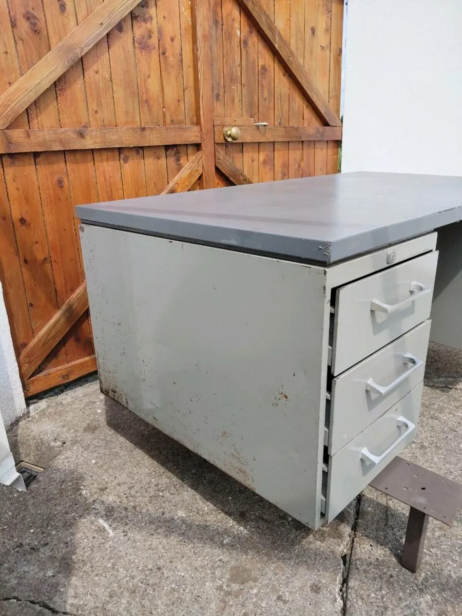 Mid Century tanker Industrial Desk - Image 3