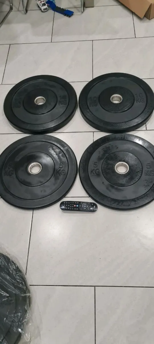 Brand new 4x5 kilo Olympic bumper weight plates - Image 1
