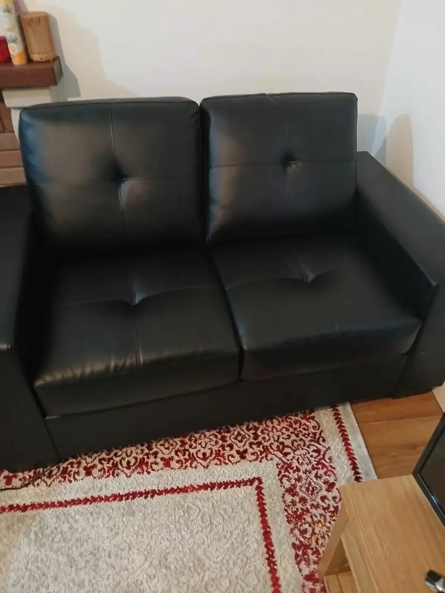 2 seater and arm chair - Image 1