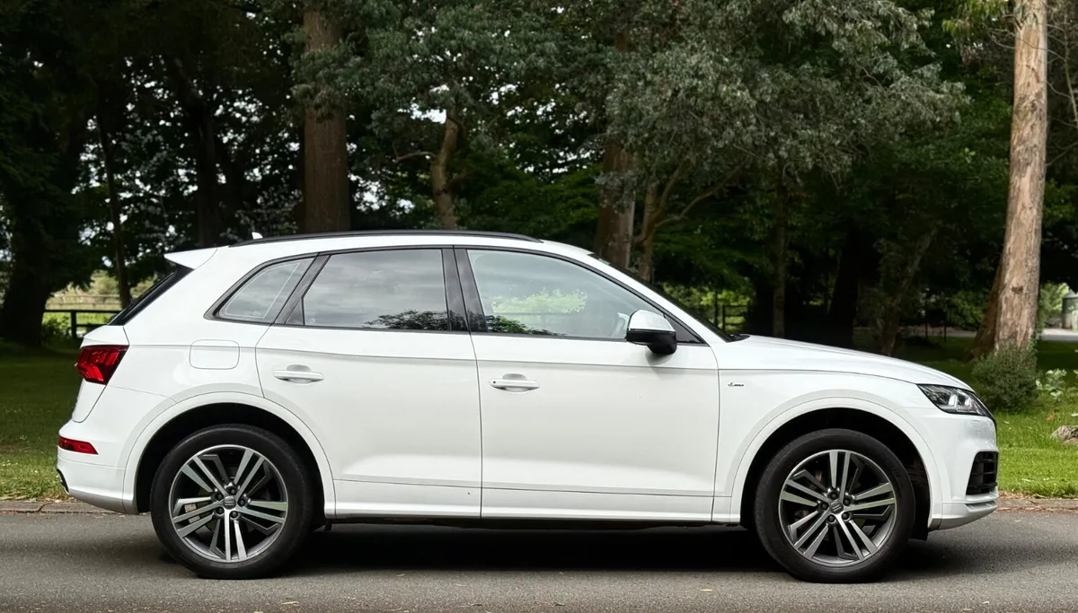 Audi Q5 QUATTRO S LINE 190BHP AUTO - Image 3