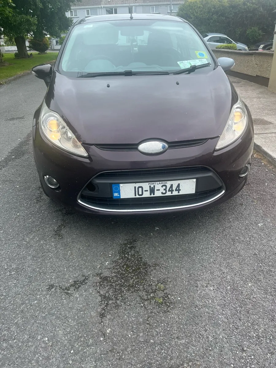 10 Ford fiesta 1.2 - Image 2