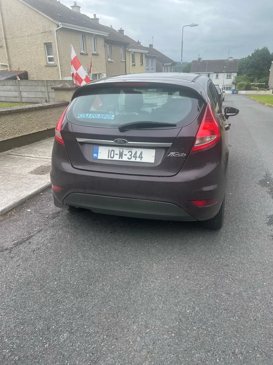 10 Ford fiesta 1.2 - Image 3