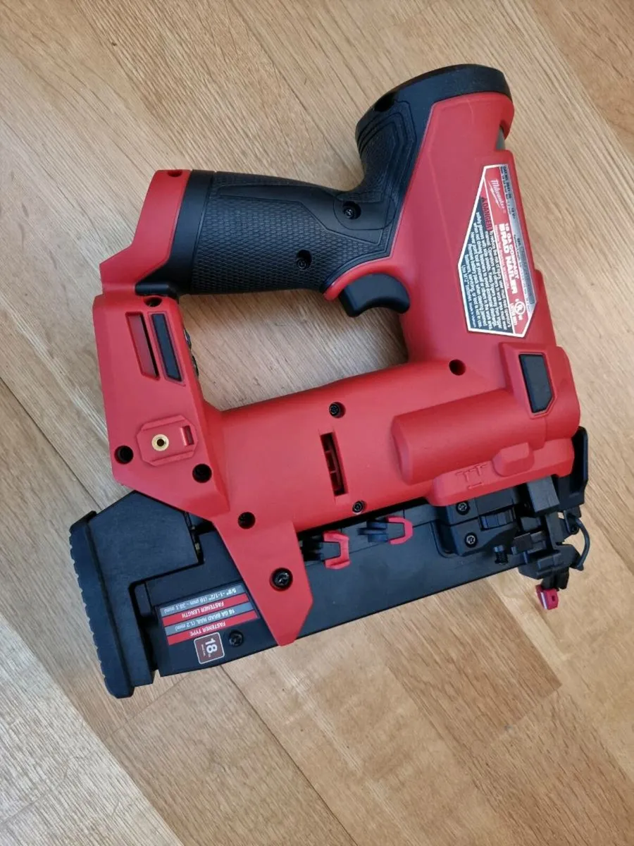 Milwaukee M12 Fuel 18 Gauge Nail Gun Body - Image 4
