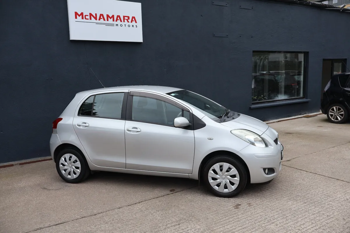 Toyota Yaris Low Mileage New NCT Tyres & Clutch! - Image 2