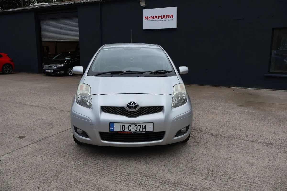 Toyota Yaris Low Mileage New NCT Tyres & Clutch! - Image 3