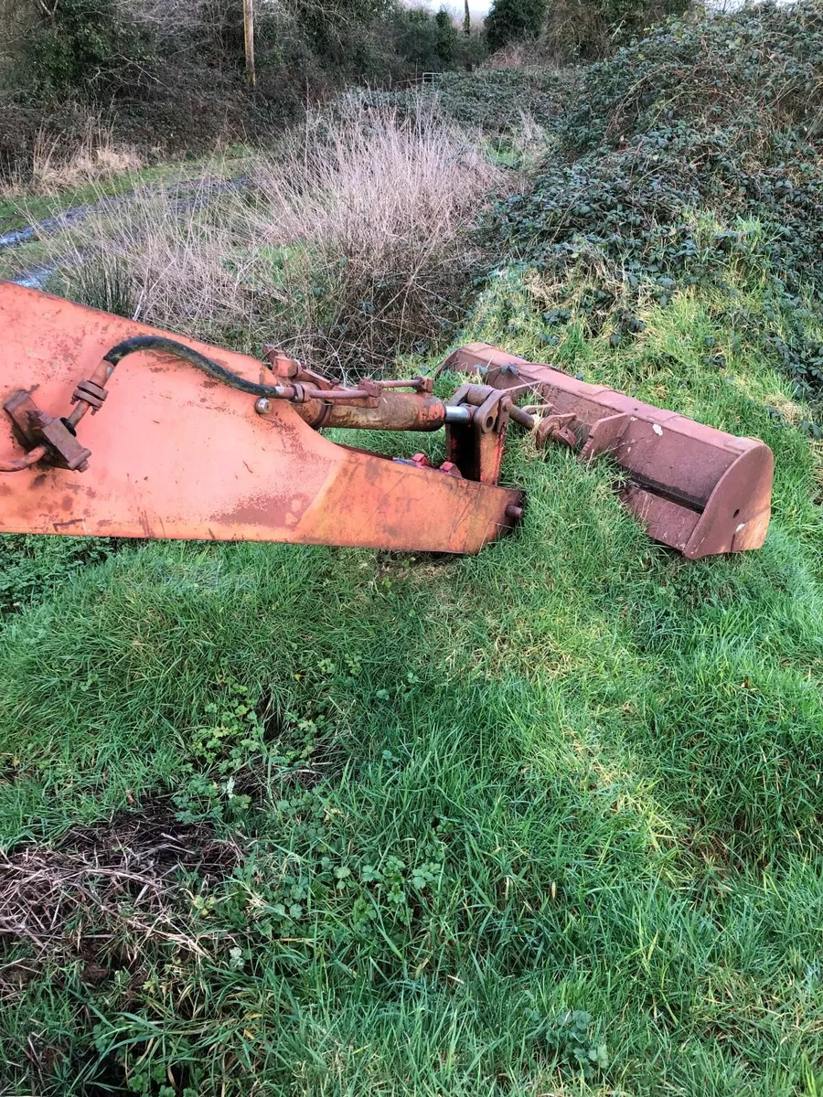 Poclain 60 Excavator - Image 4