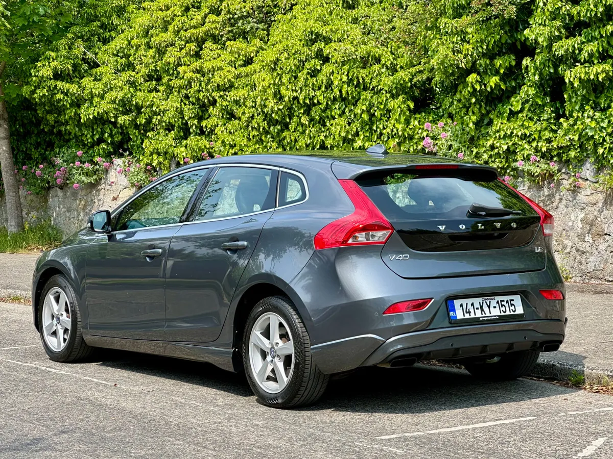 Volvo V40 2014 - Image 3