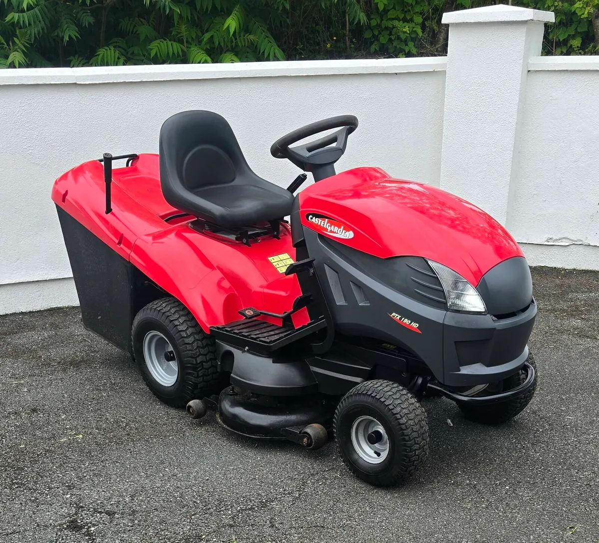 22Hp Castelgarden twin cut - Image 1