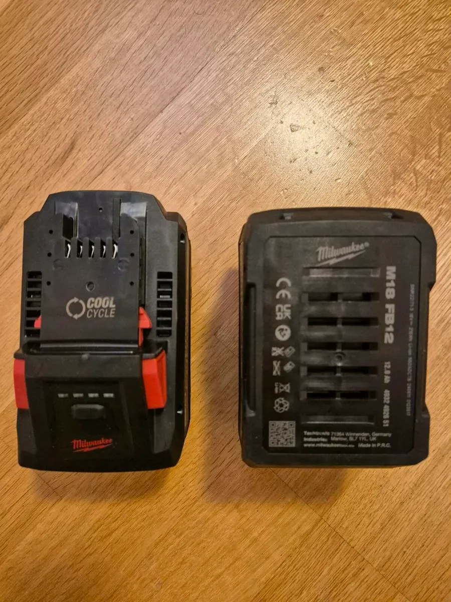 Milwaukee M18FB Forge 12.0Ah Battery - Image 2