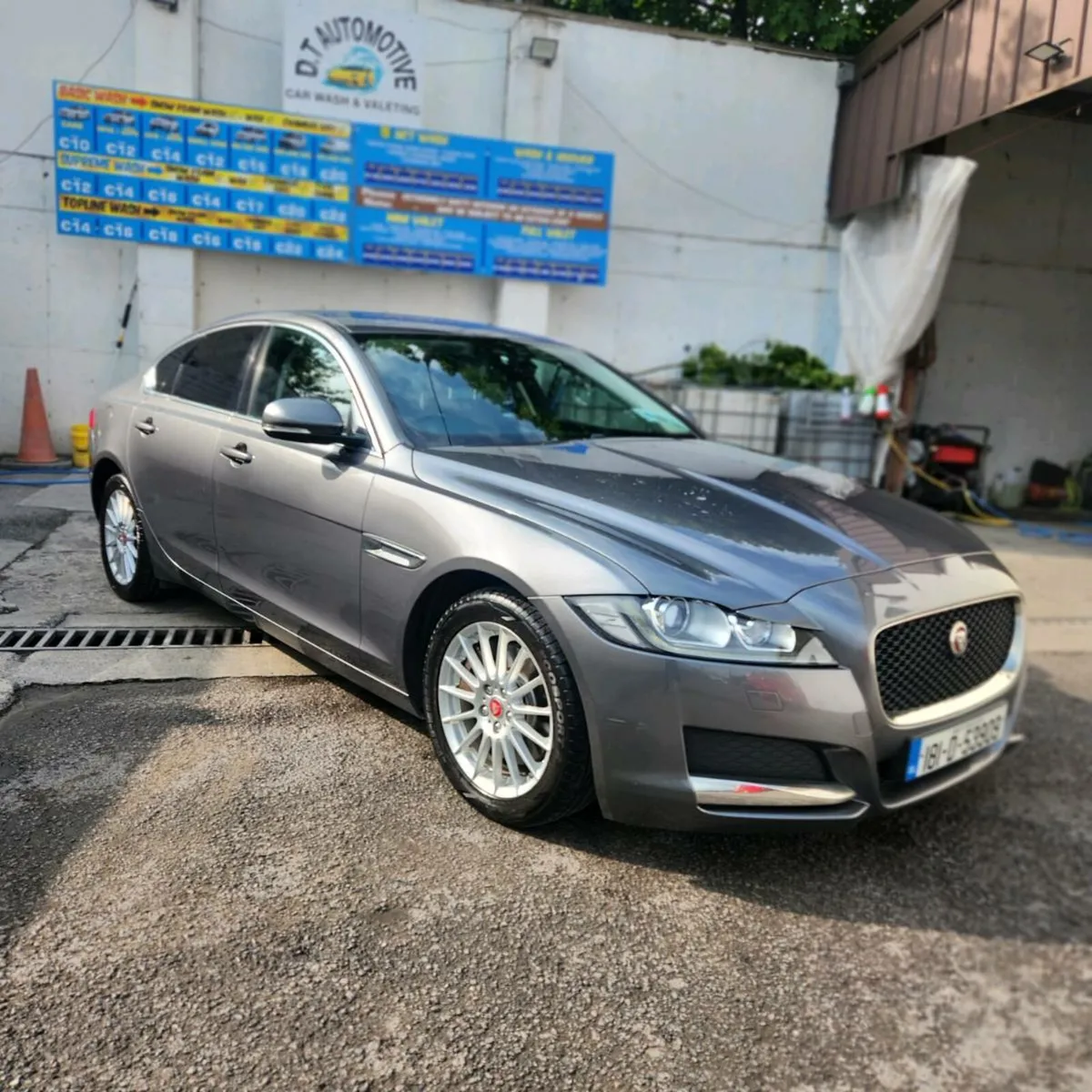 181 Jaguar xf 2.0diesel automatic low miles €11750 - Image 1