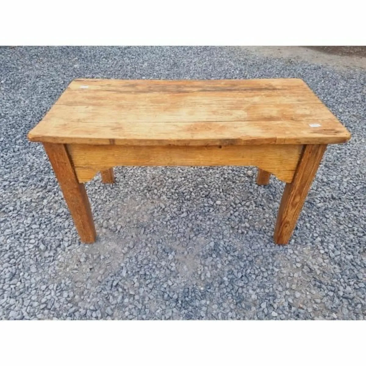 Pine Table KAS769 - Image 3