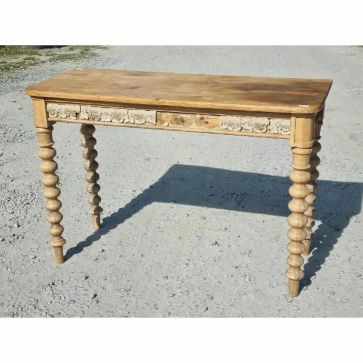 Antique Side Table with Bobbin Legs KAS768 - Image 1