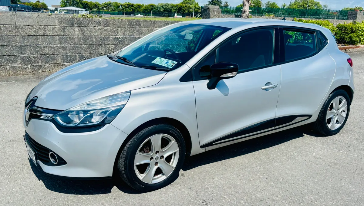 2016 RENAULT CLIO LOW KMS - Image 2