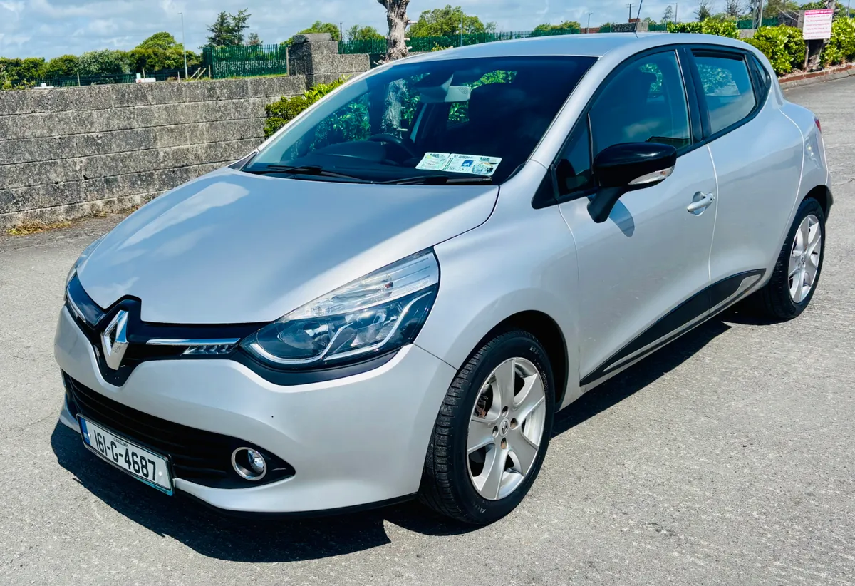 2016 RENAULT CLIO LOW KMS - Image 4