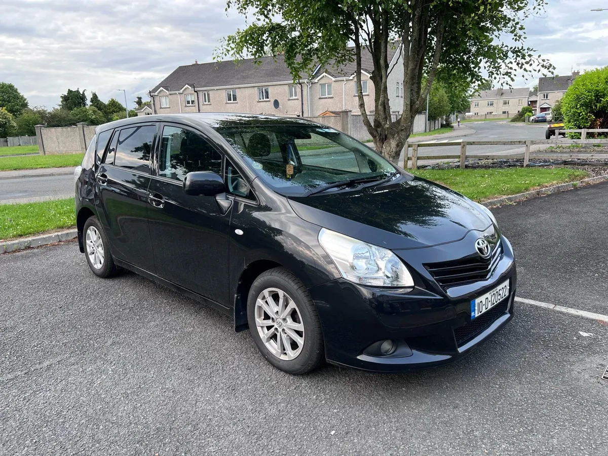 Car - Image 3