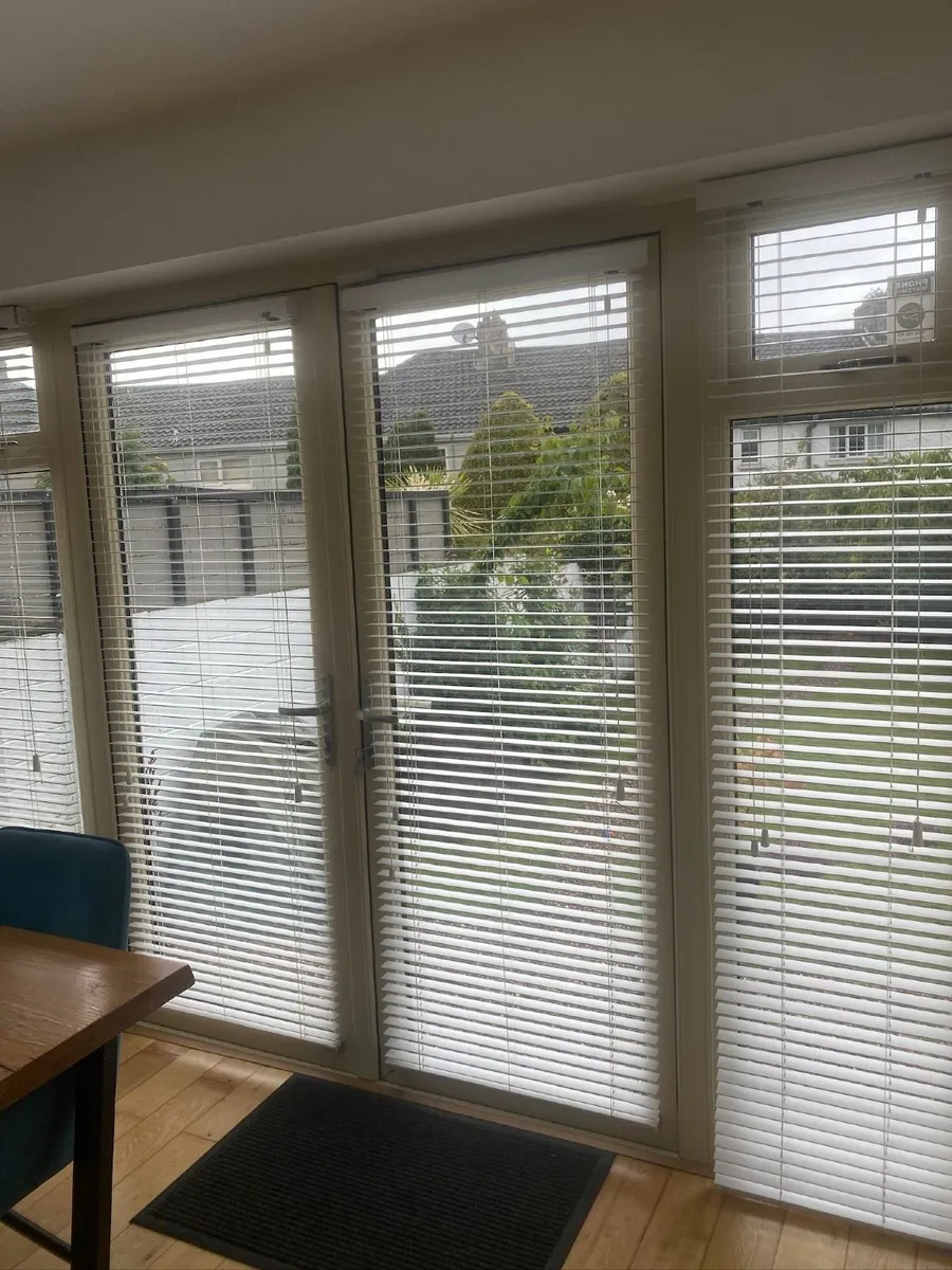White Venitian Blinds