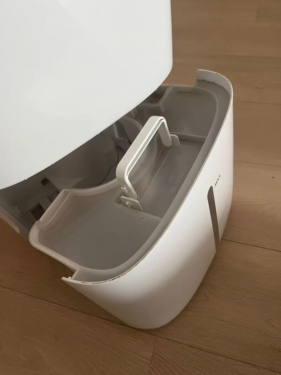 Dehumidifier Free delivery! - Image 3