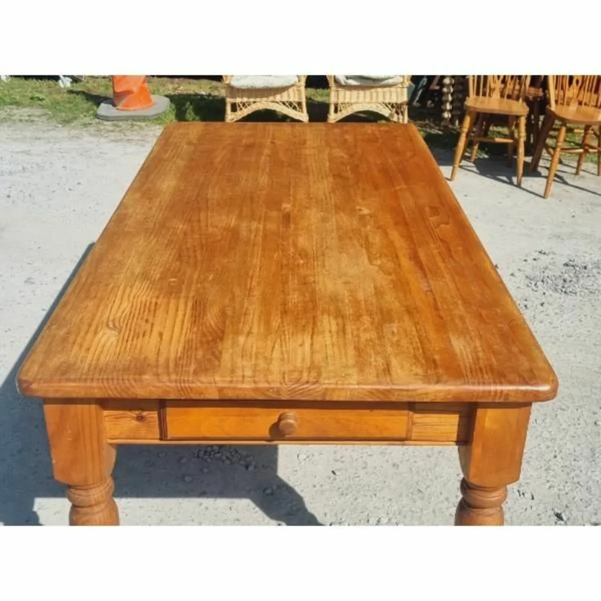 Pine Table KAS767 - Image 2