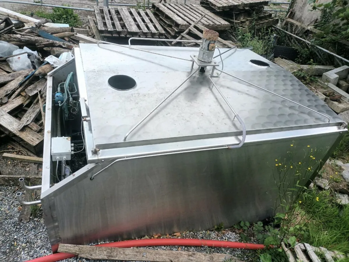 Milk tank - Image 1