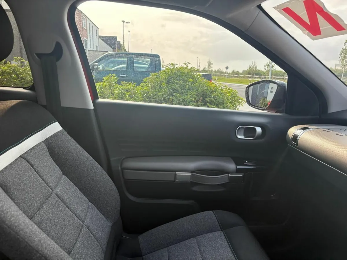 Citroen C4 2019 - Image 2