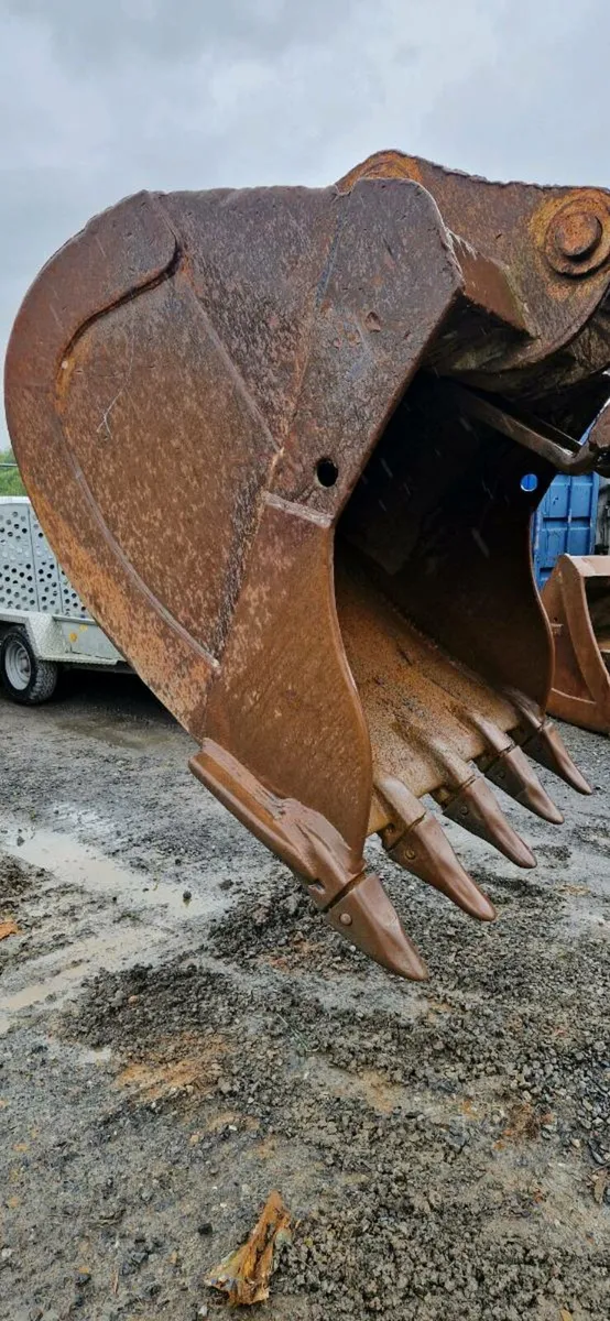 Bucket to suit 30 ton excavator - Image 4