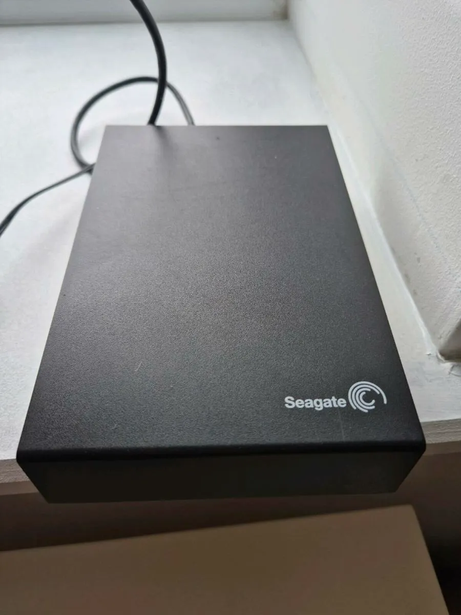 Seagte 3 TB Harddrive - Image 1