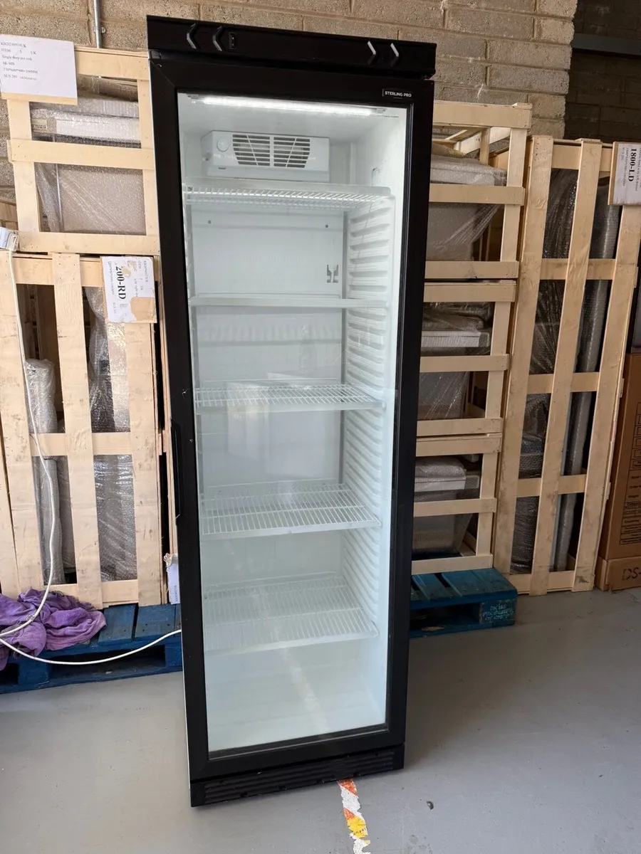 Upright drinks fridge