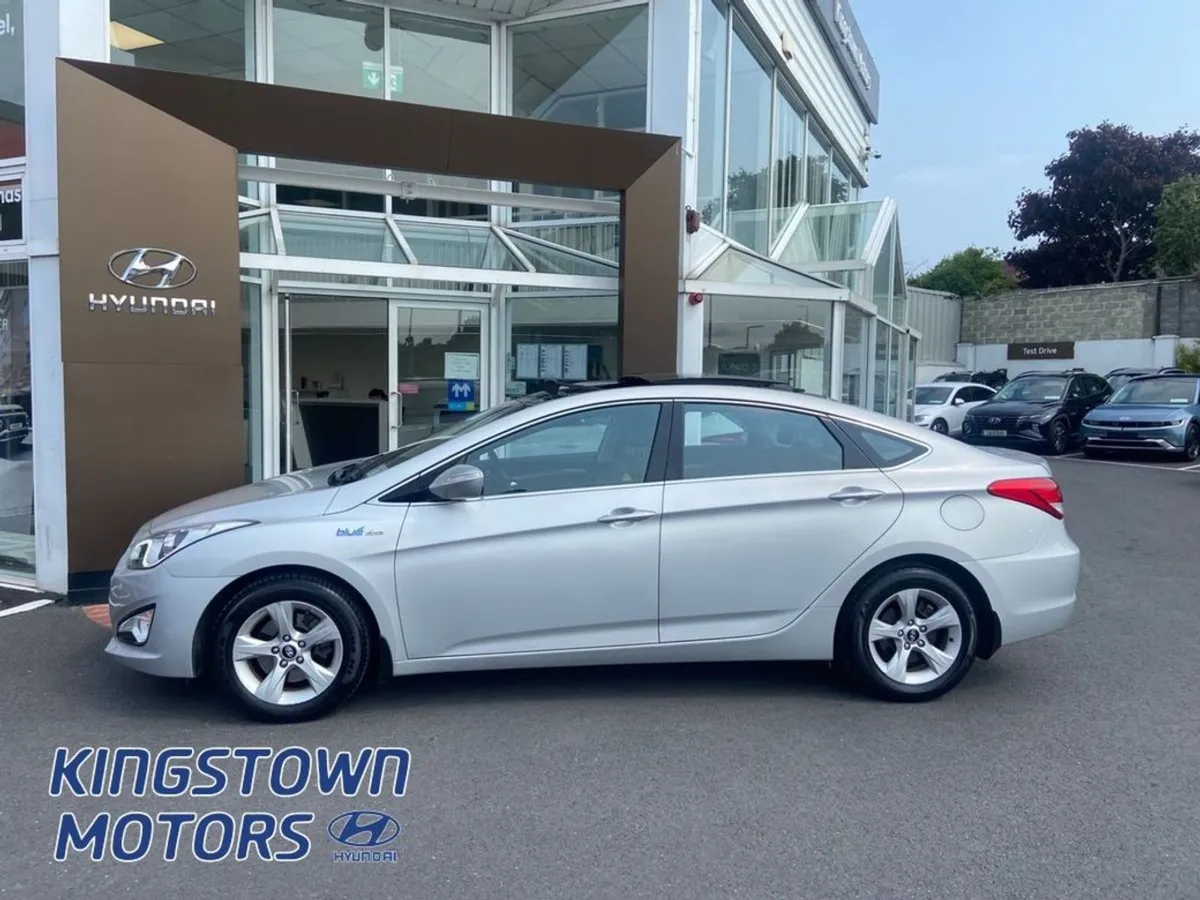 Hyundai i40 Premium 4DR - Image 3