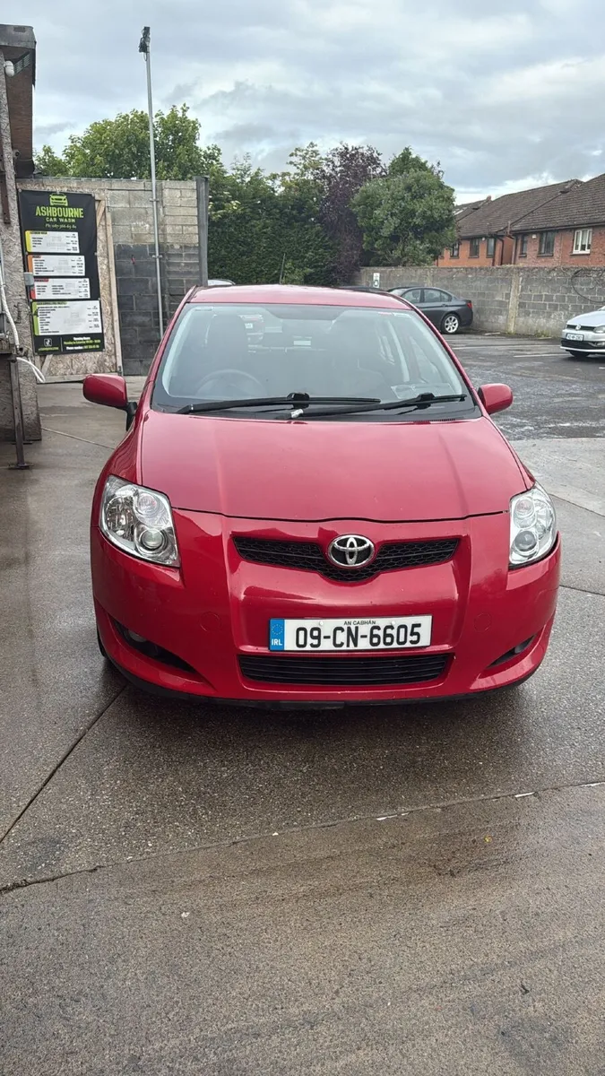 Toyota Auris 1.4D4D NCT05/25 - Image 1