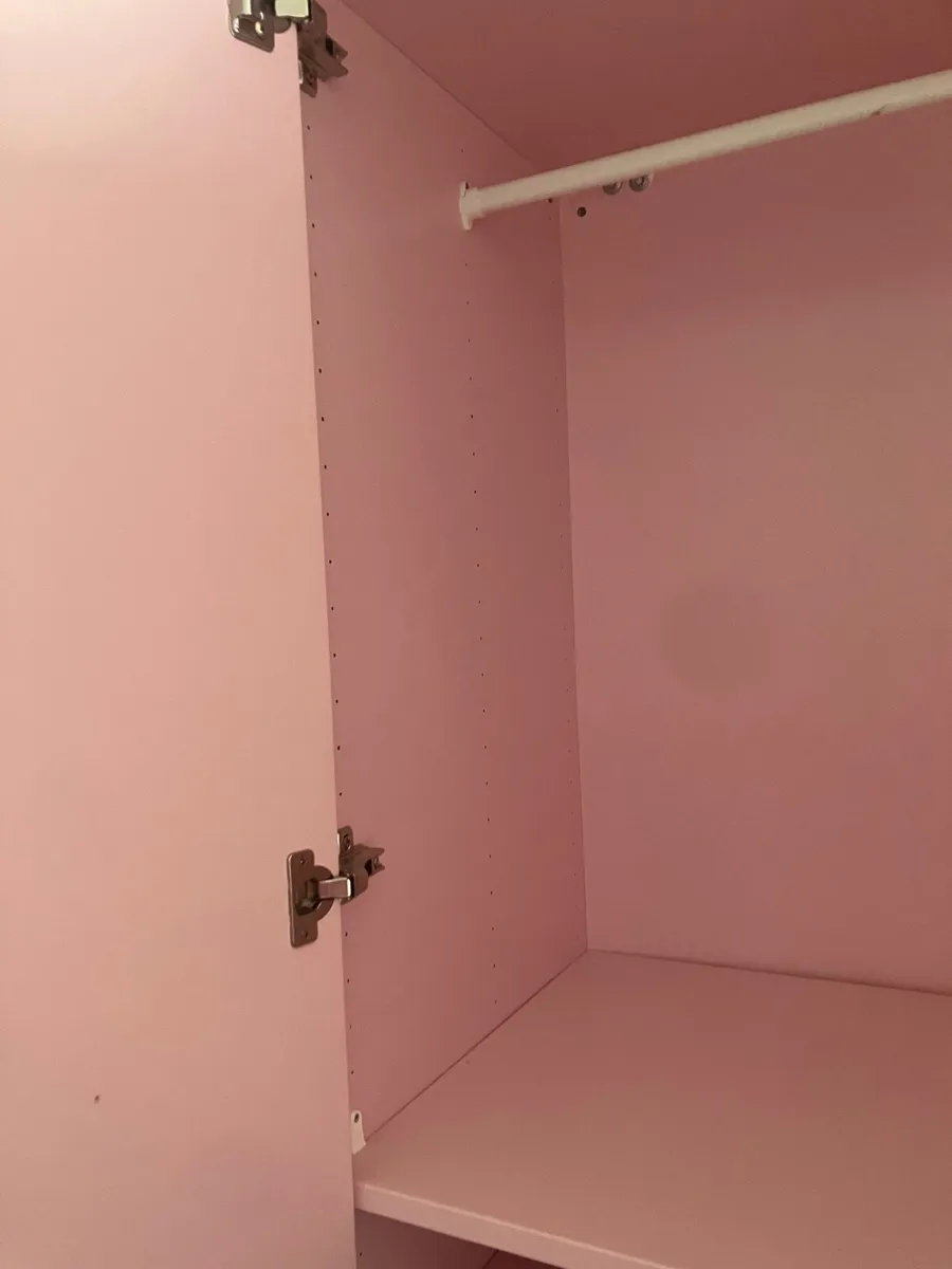 Wardrobe - Image 4
