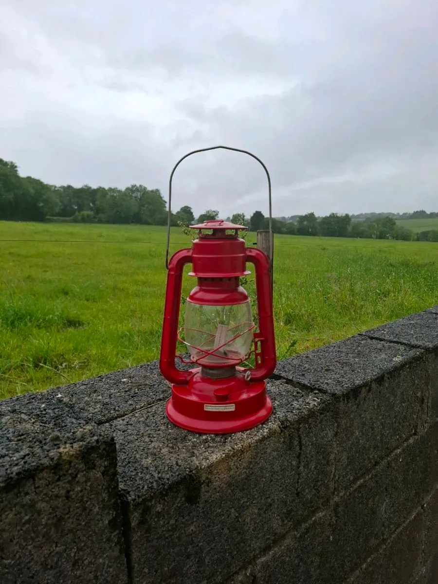 Large hurricane lamp