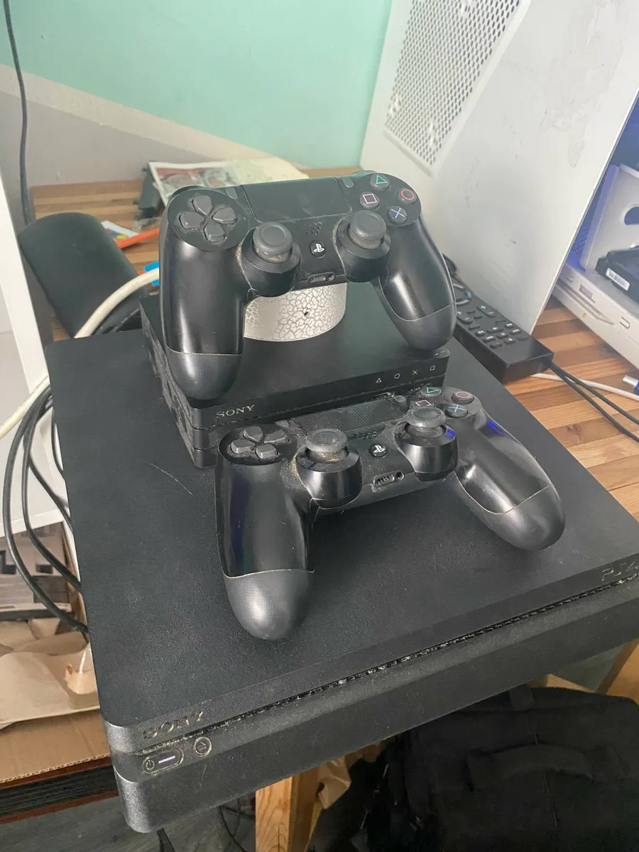 PS4 Bundle - Image 4