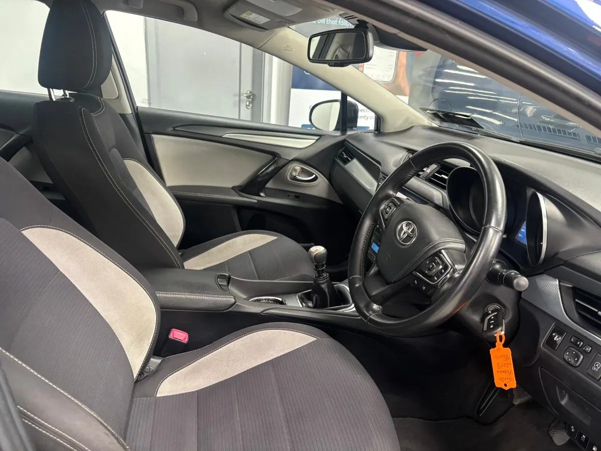 Toyota Avensis 2018. 1.6 D4D. BUSINESS EDITION - Image 4