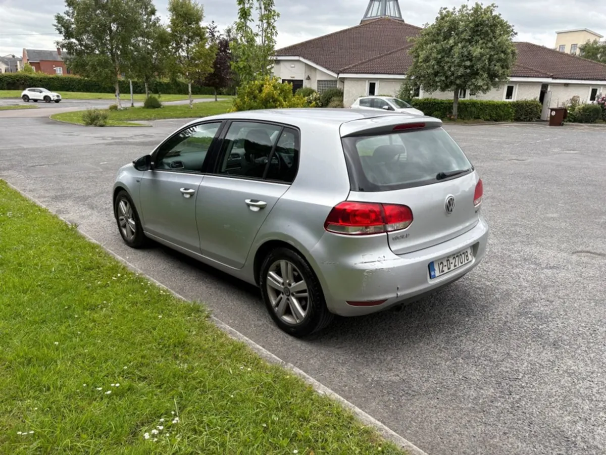 Volkswagen Golf Match 1.6 TDI Manual 5speed 105 4 - Image 4