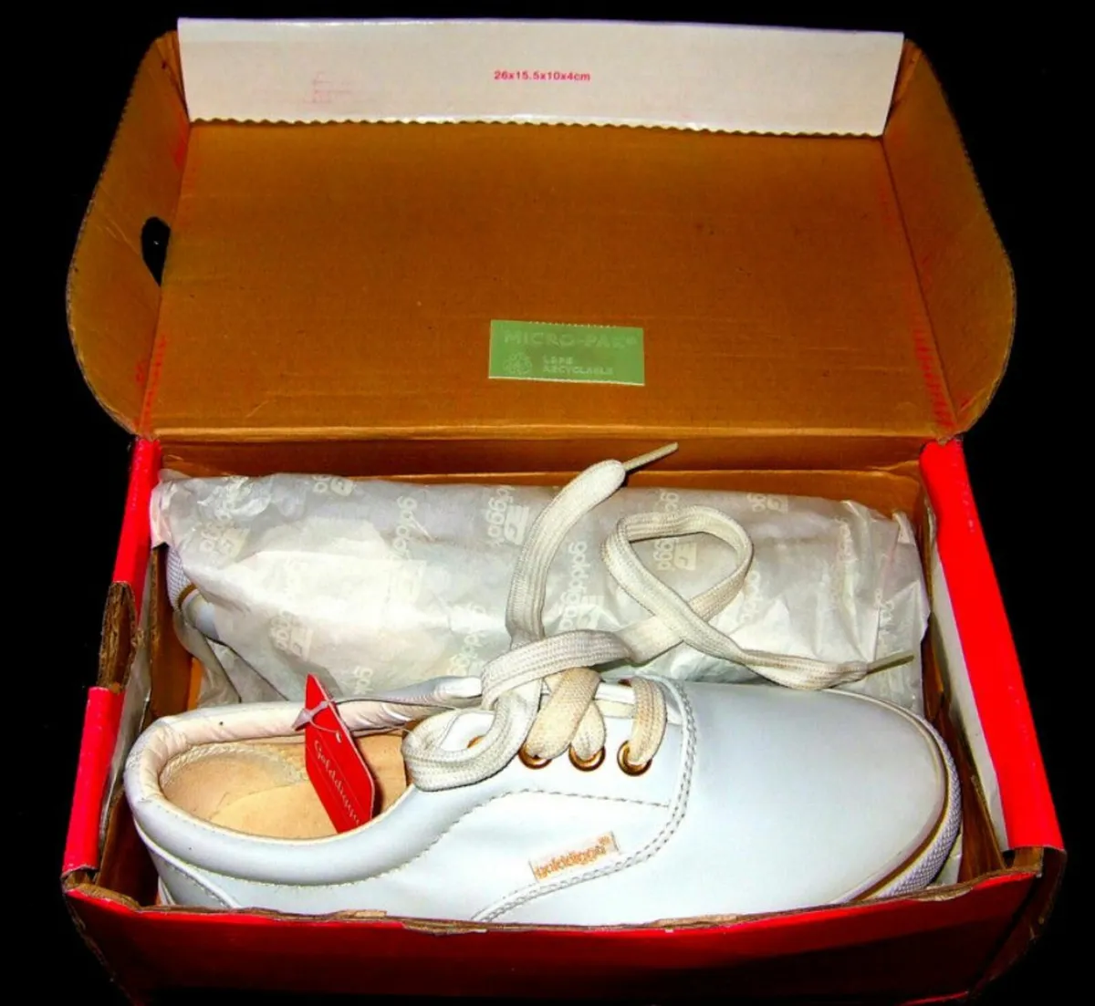 BNIB Goldigga Trainers-Size 2 / 34 - Image 3