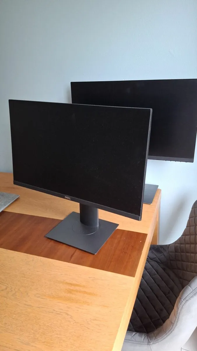 Computer screen - Image 2