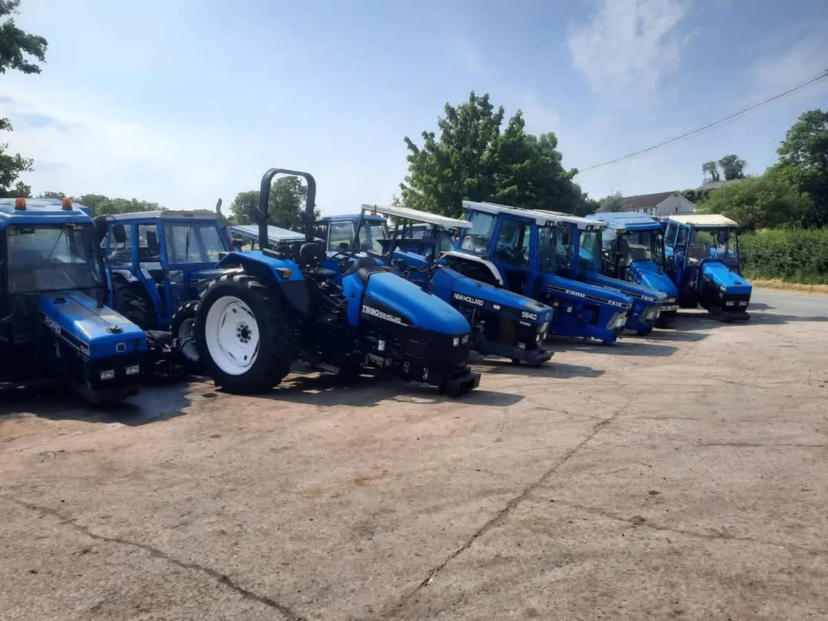 WE BUY TRACTORS (MF Ford etc) - Image 2