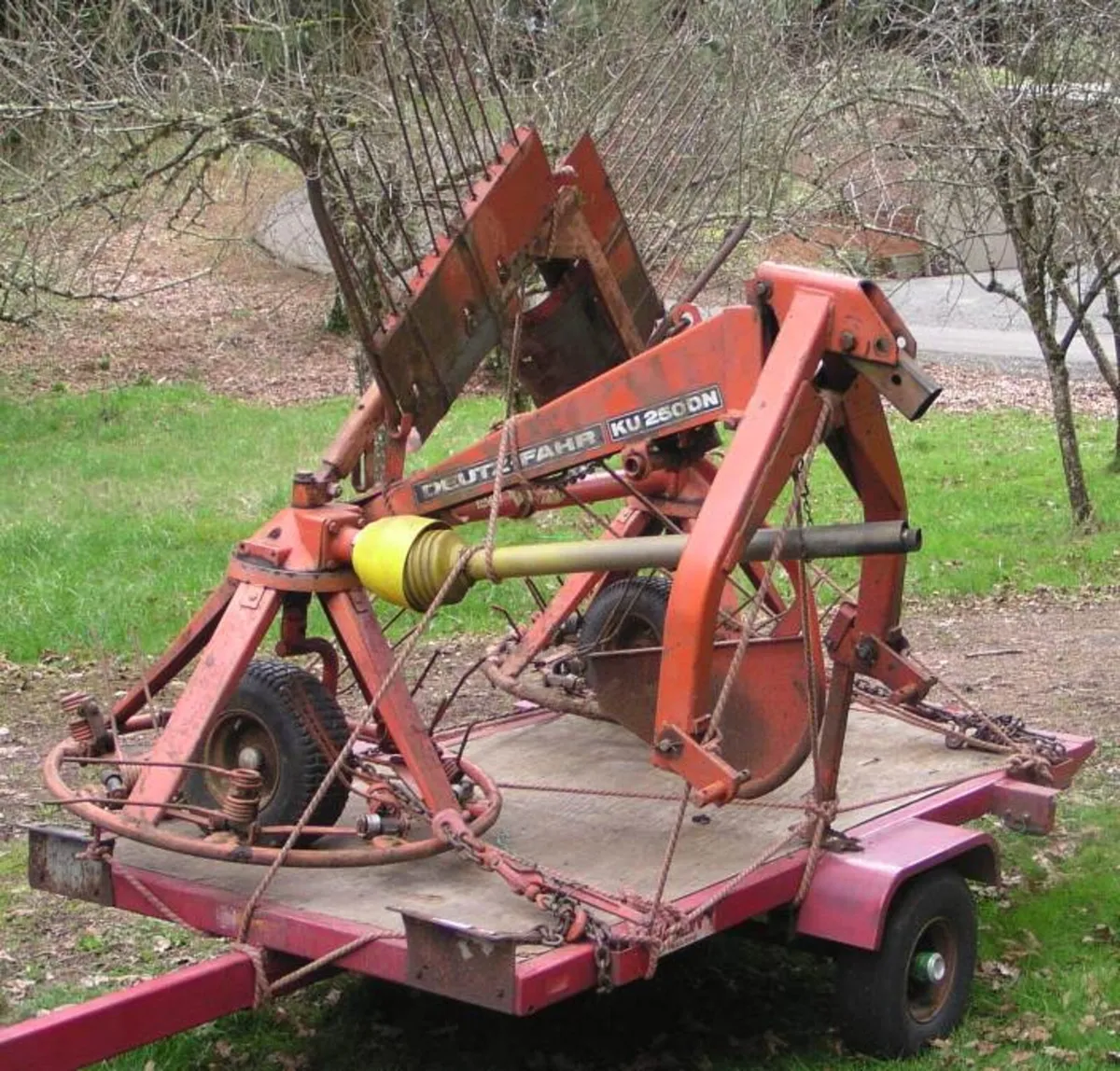 Deutz Fahr KU 250 hay turner