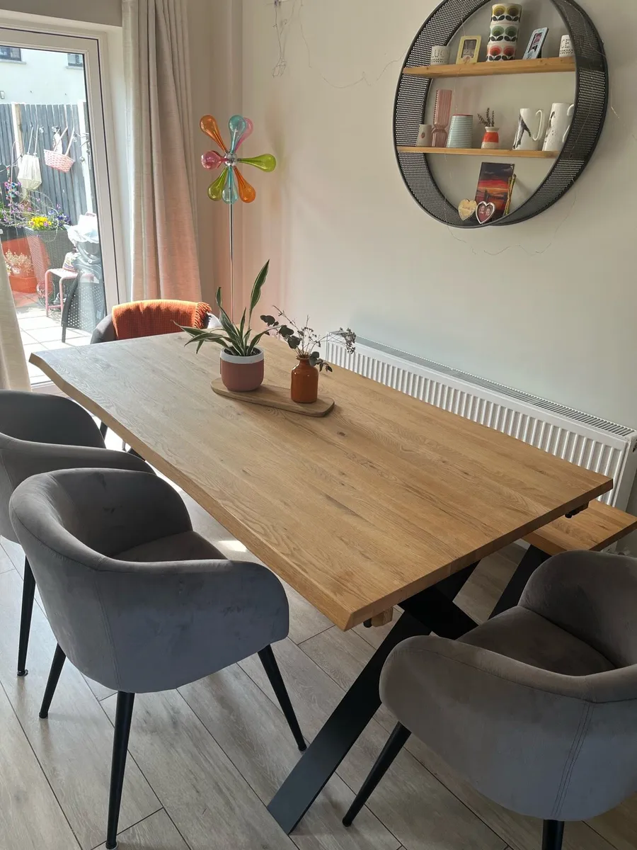 Solid oak Dining table, matching bench and 4 grey - Image 3