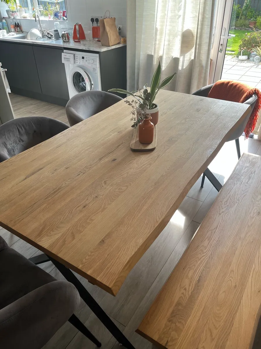Solid oak Dining table, matching bench and 4 grey - Image 4
