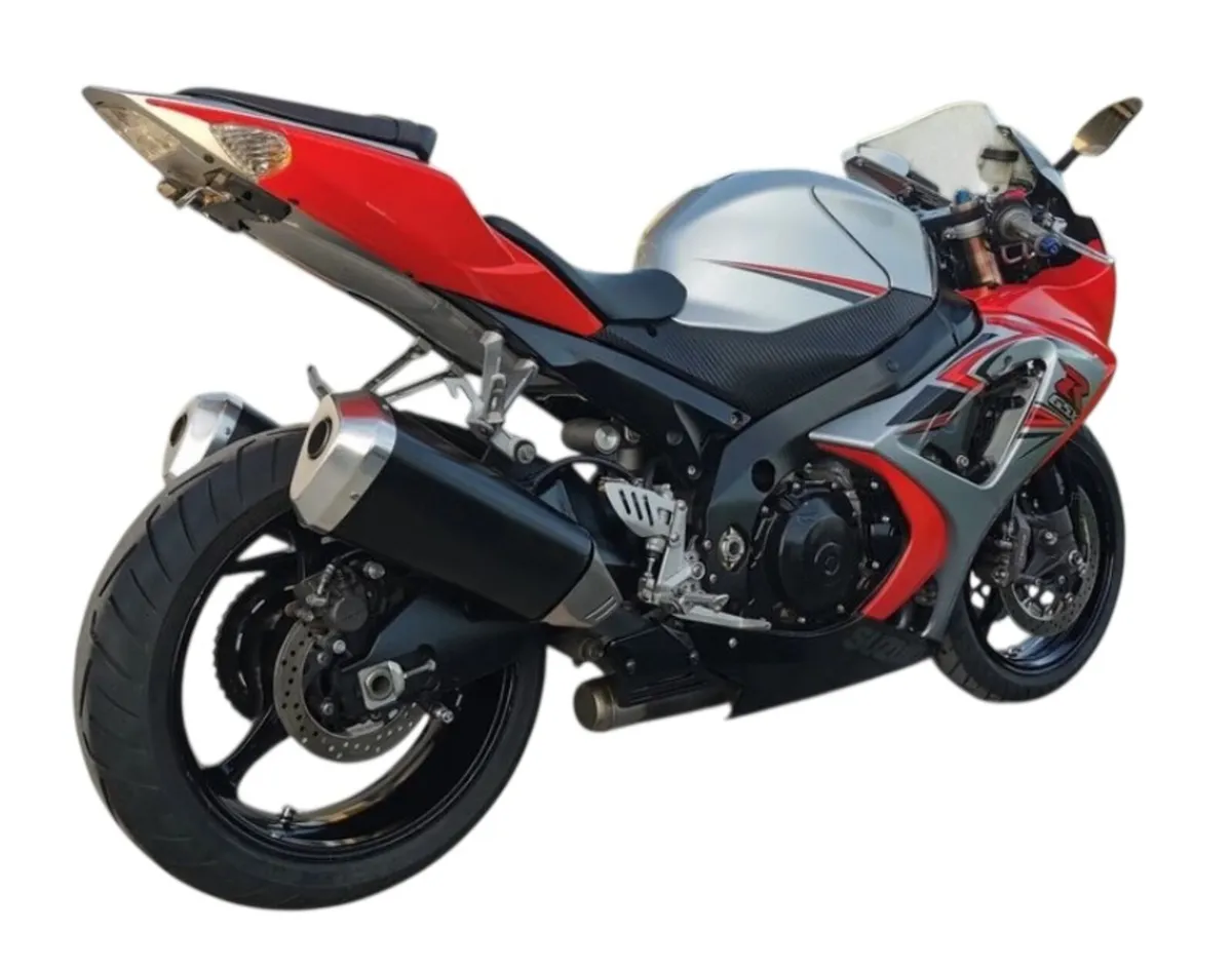 Suzuki GSXR 1000 “1 owner bike” TT Edition - Image 3