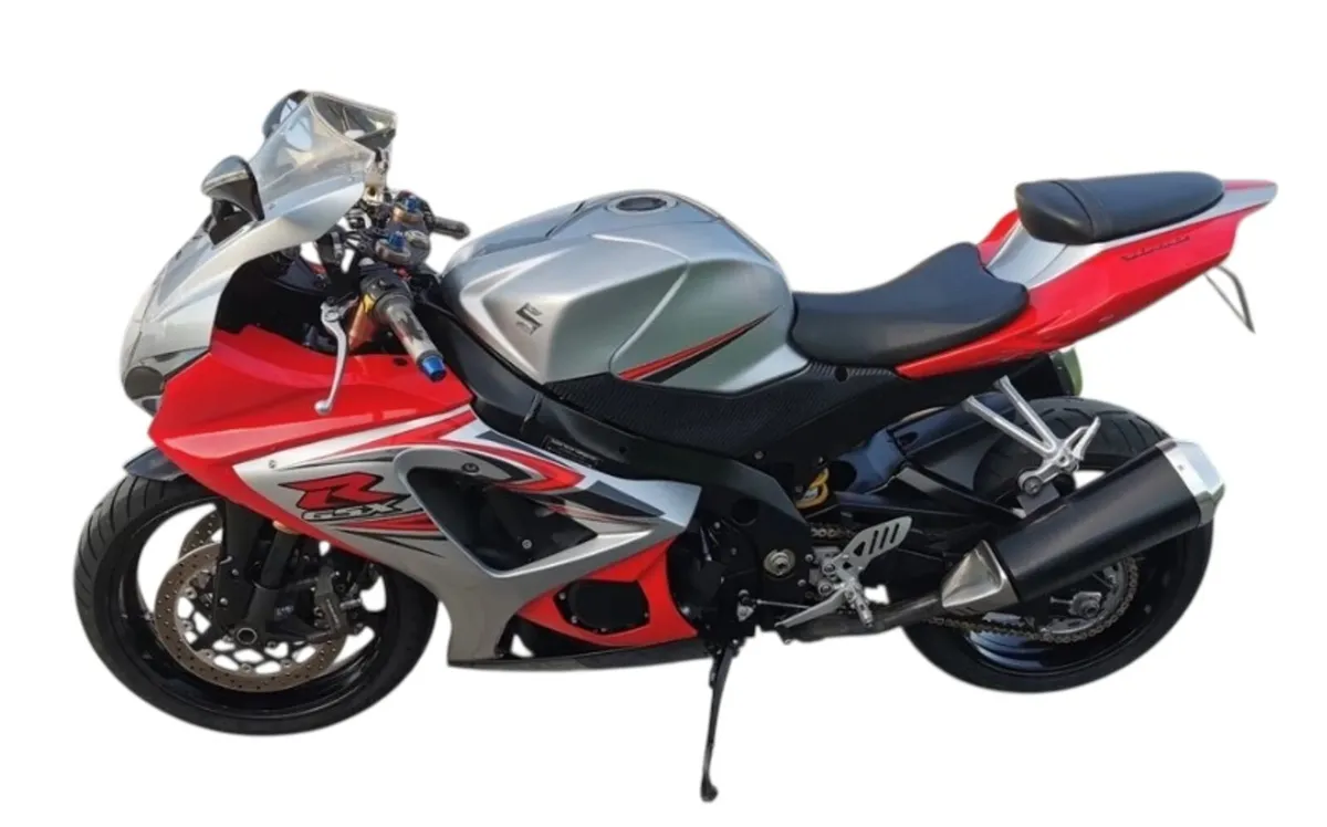 Suzuki GSXR 1000 “1 owner bike” TT Edition - Image 4