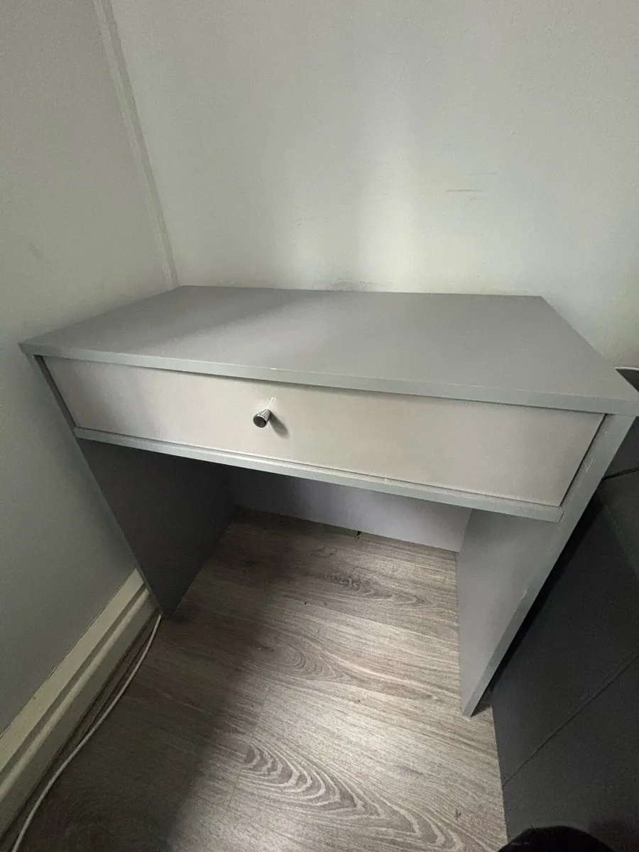 Coffee Table, Office Chair & Desk - Image 2