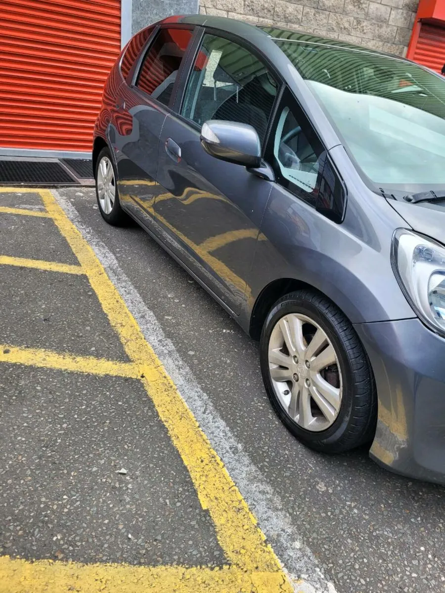 151 Honda jazz 1.3 automatic, not hybrid 66k kilom - Image 4