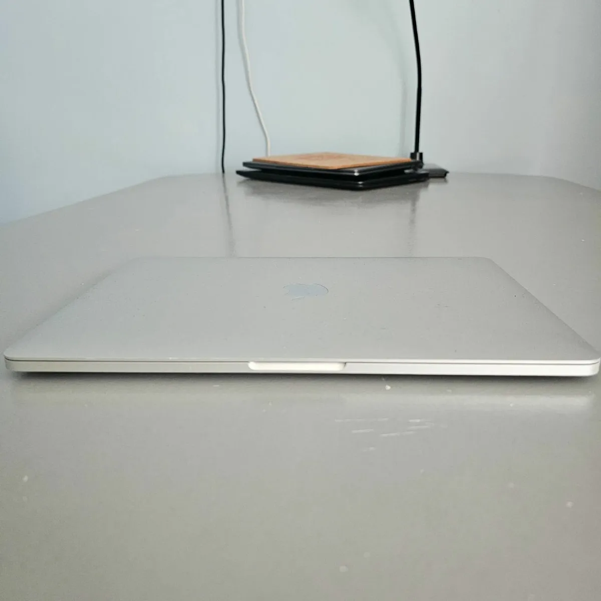 2020 MacBook Pro 13" M1 256gb  16gb ram Excellent - Image 2